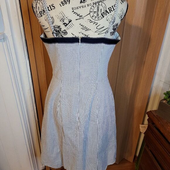 𝅺Isaac Mizrahi blue and white striped lined midi dress sz 12 - Picture 3 of 10